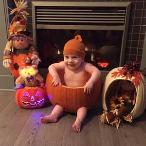 Meet your Posher, Clarissa